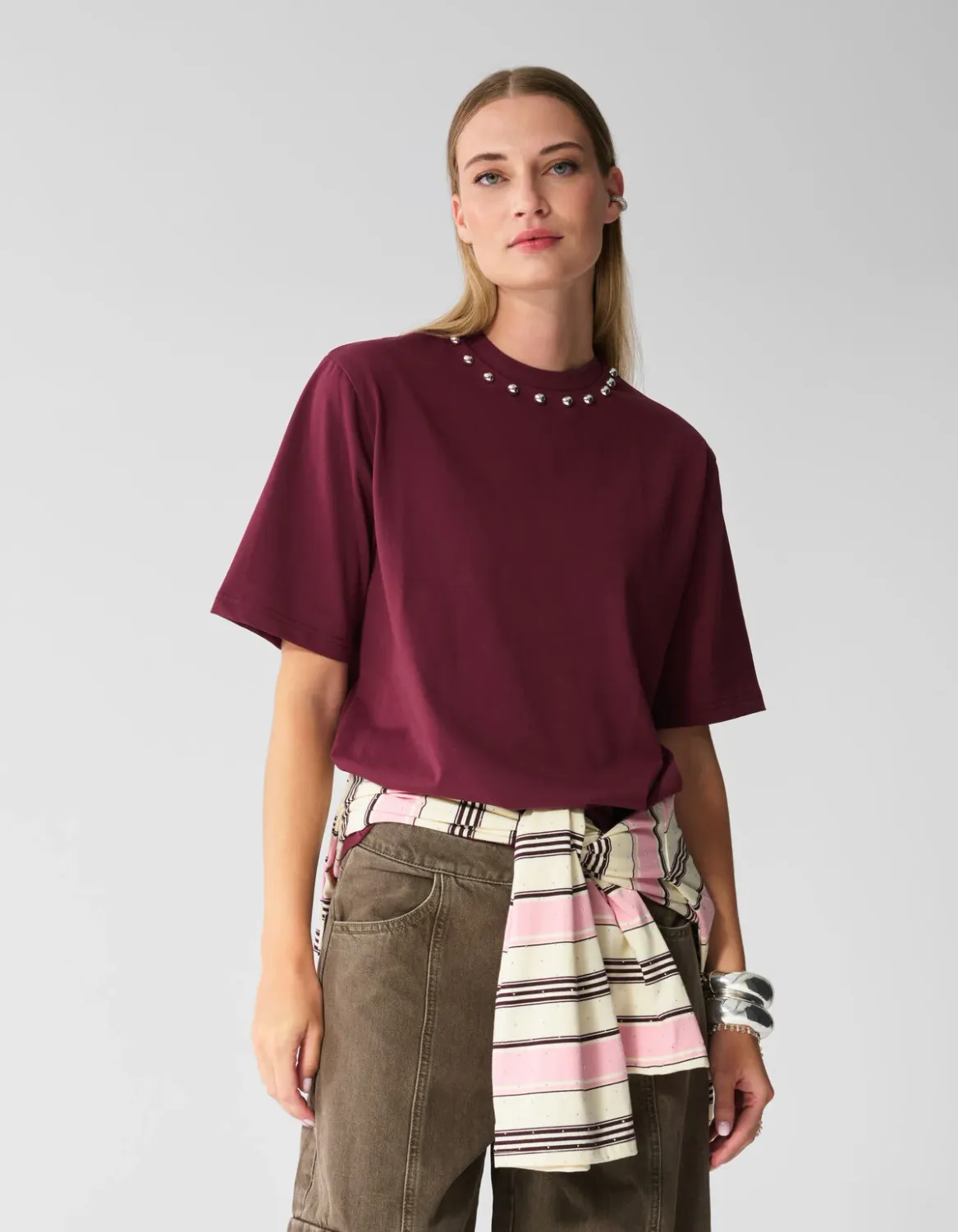Shoeby Studded T-shirt Donkerrood