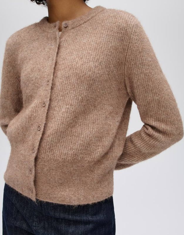Opus Vest in zachte alpacamix slim fit Bruin