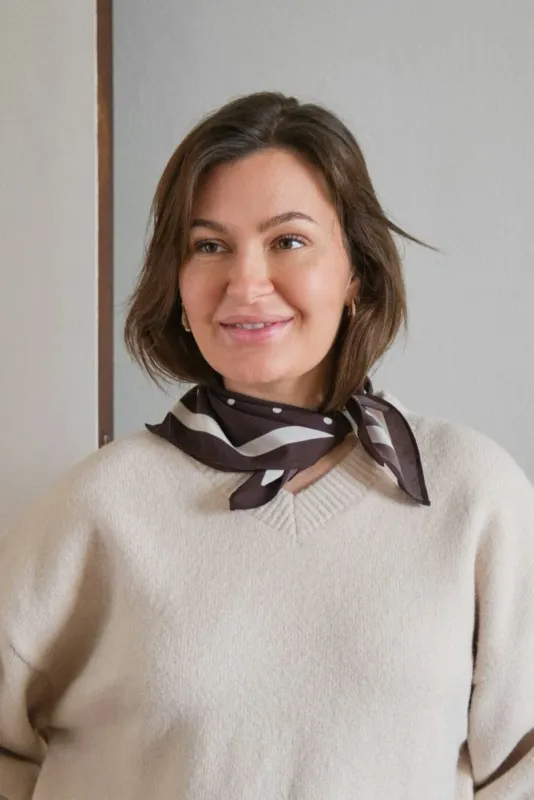 Neo Noir Judy Dot Scarf Bruin