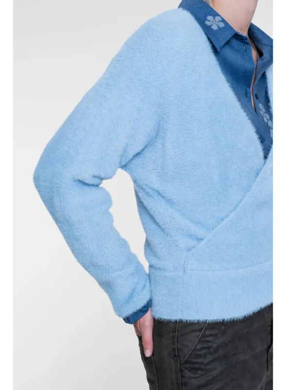 Geisha Cross over hairy top Blauw