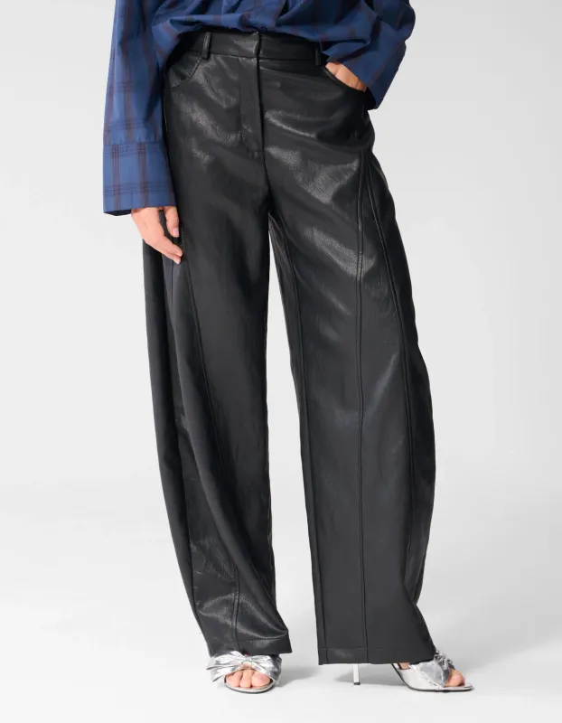 Shoeby Vegan Leren Barrel Fit broek Zwart