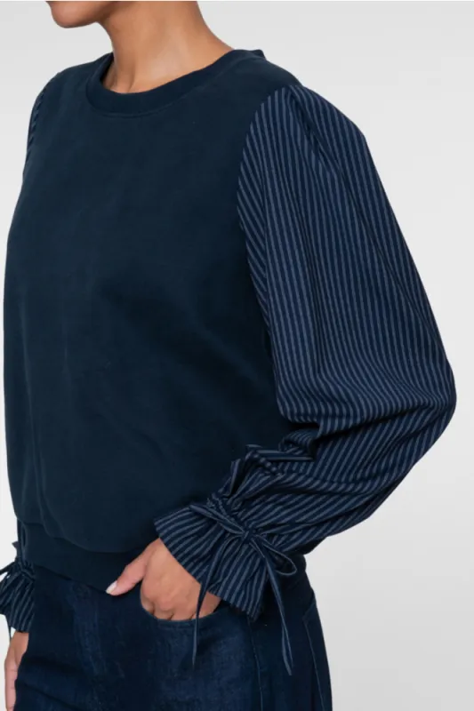 Geisha trui met gestreepte mouwen blauw