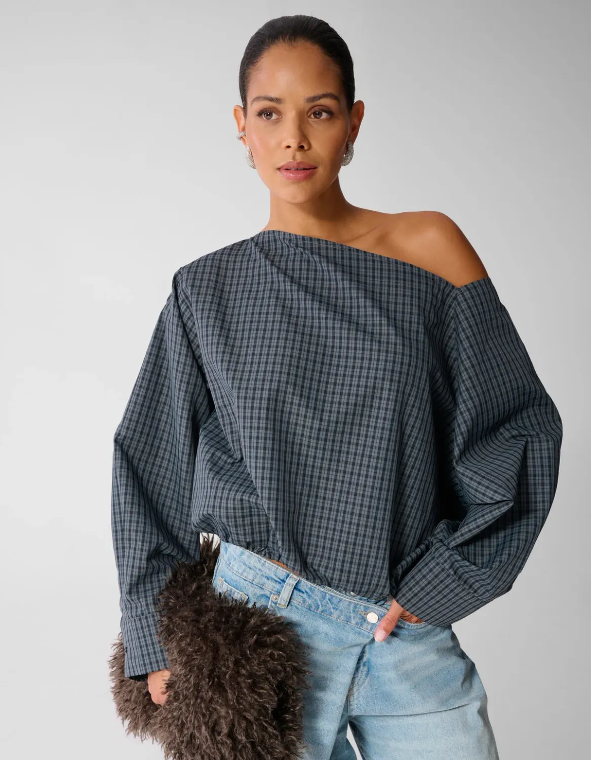 Shoeby Ruiten off shoulder Blouse Donkergrijs