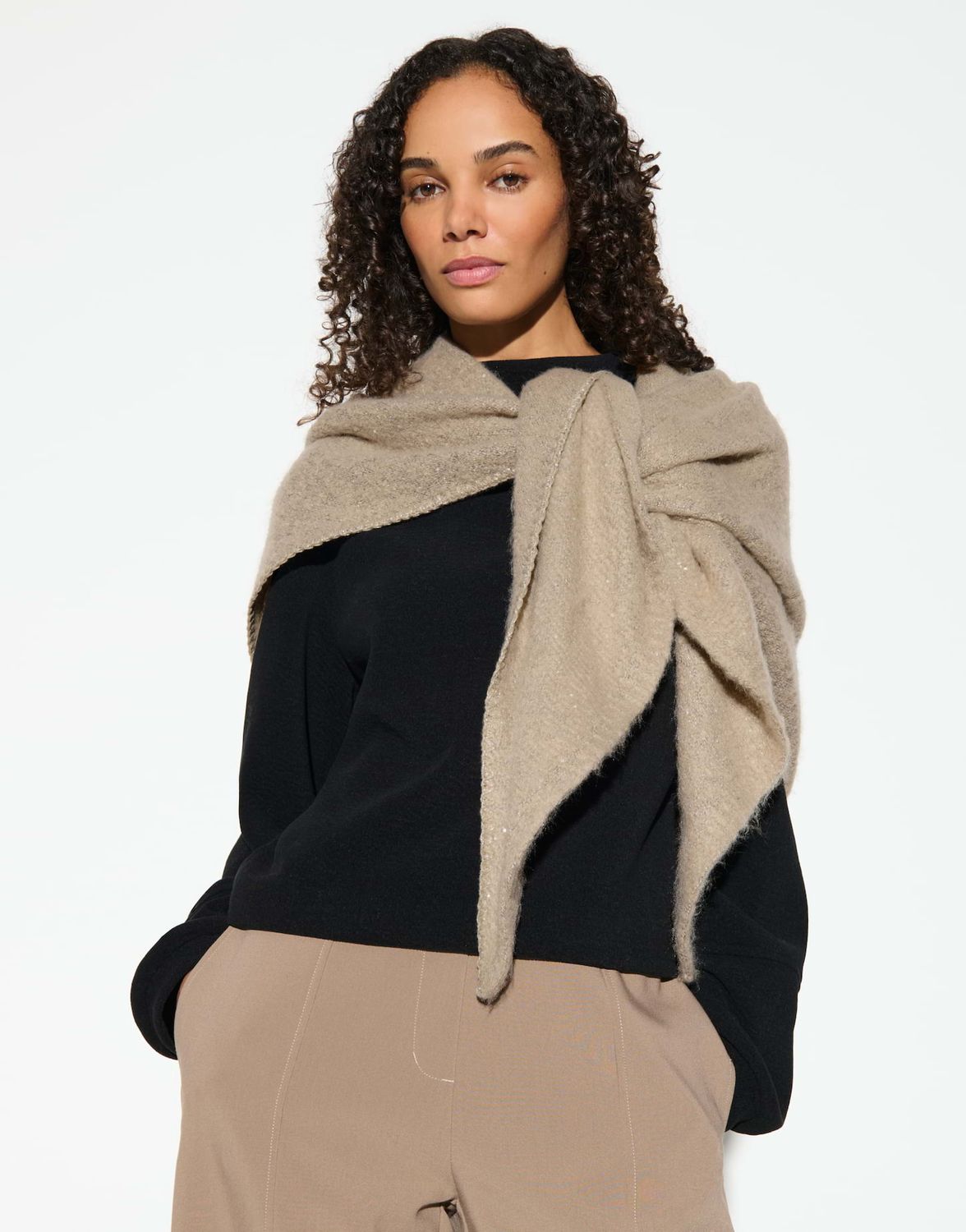Opus Amadsi sjaal glitter Beige