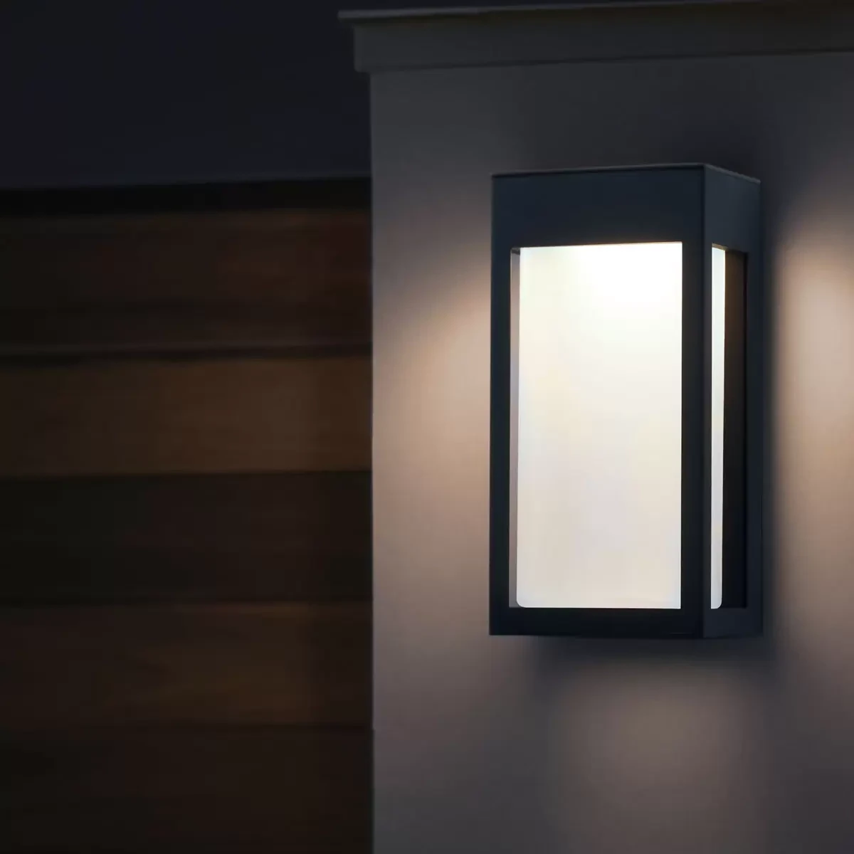 GTX Solar Wall Light 4-Pack