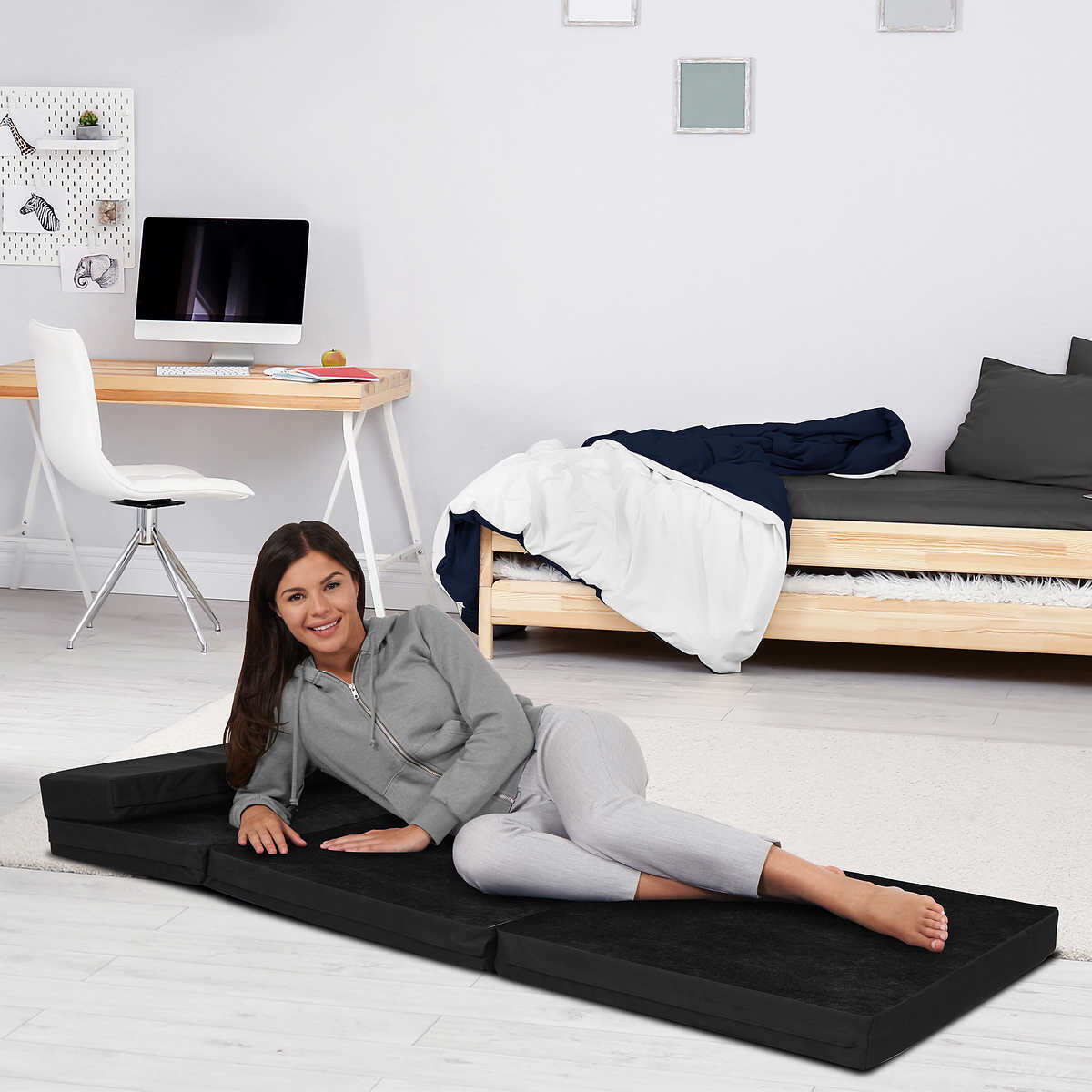 LOUNGE &amp; CO. MULTI USE MATTRESS Colour: Black