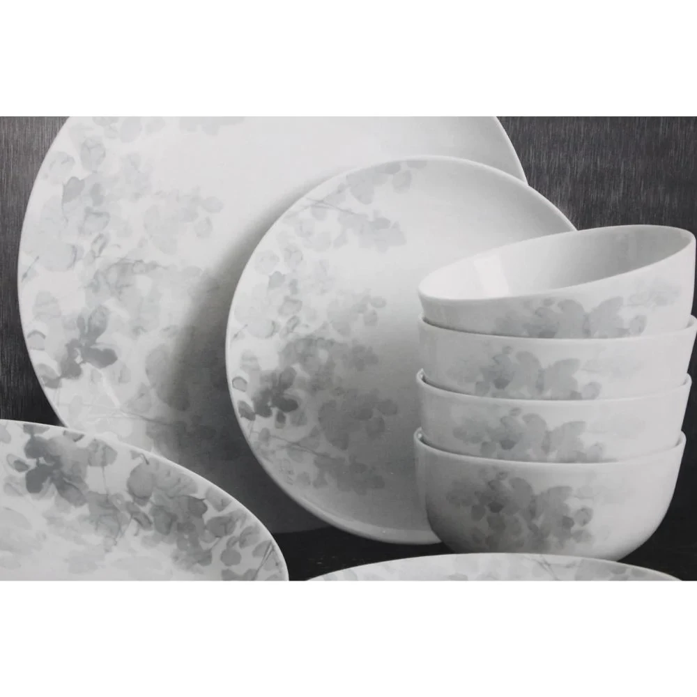 TRUDEAU PORCELAIN DINNERWARE 24 PIECE