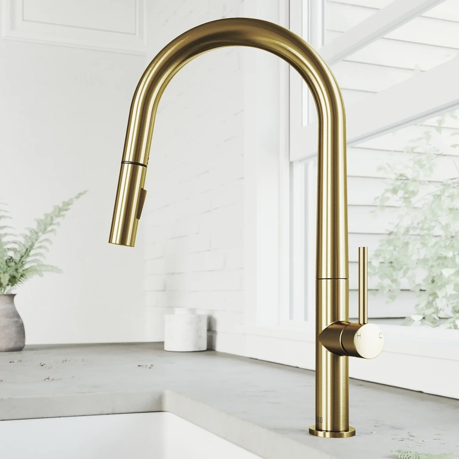 VIGO Greenwich Pull-Down Spray Kitchen Faucet (in Matte Brushed Gold) VG02029MG