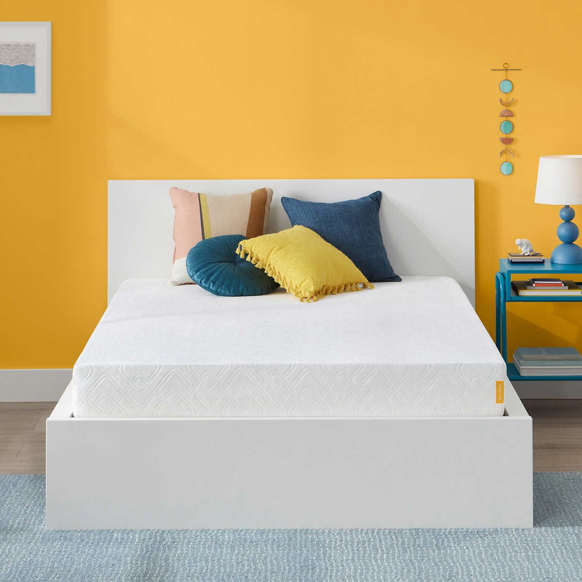 Simmons 20.3 cm (8 in.) Gel Memory Foam Mattress  Size: Queen