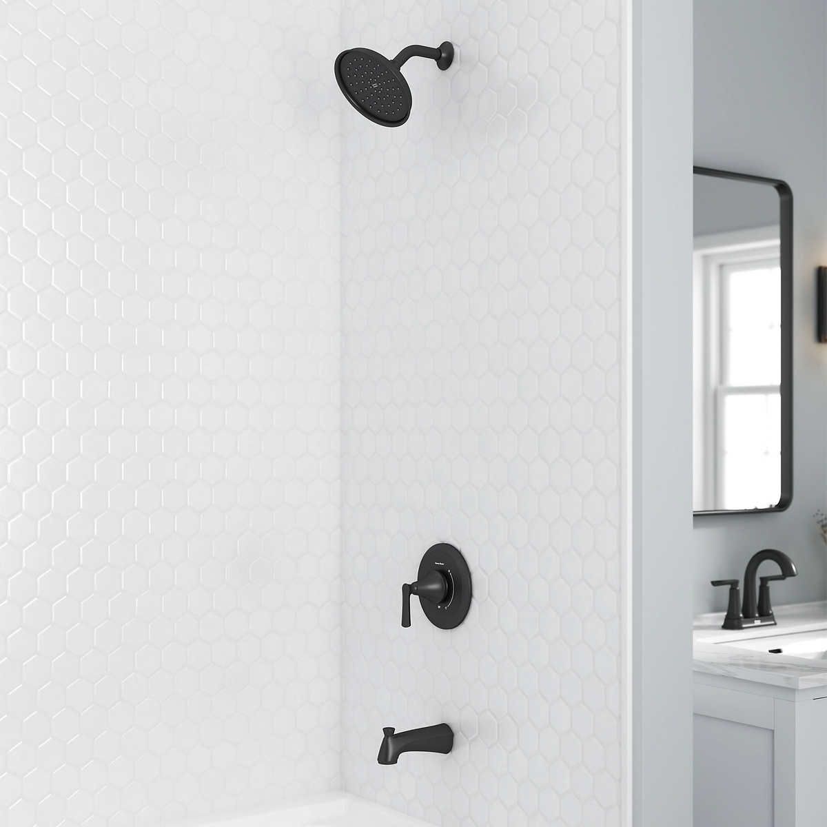 American Standard Braymer Single Handle Tub and Shower Faucet  Colour: Black