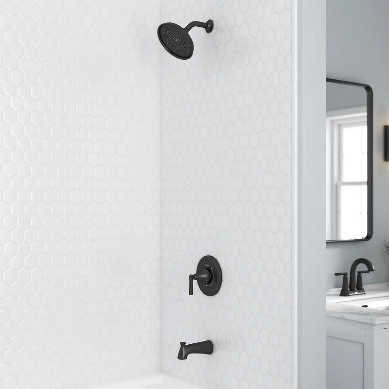 American Standard Braymer Single Handle Tub and Shower Faucet  Colour: Black