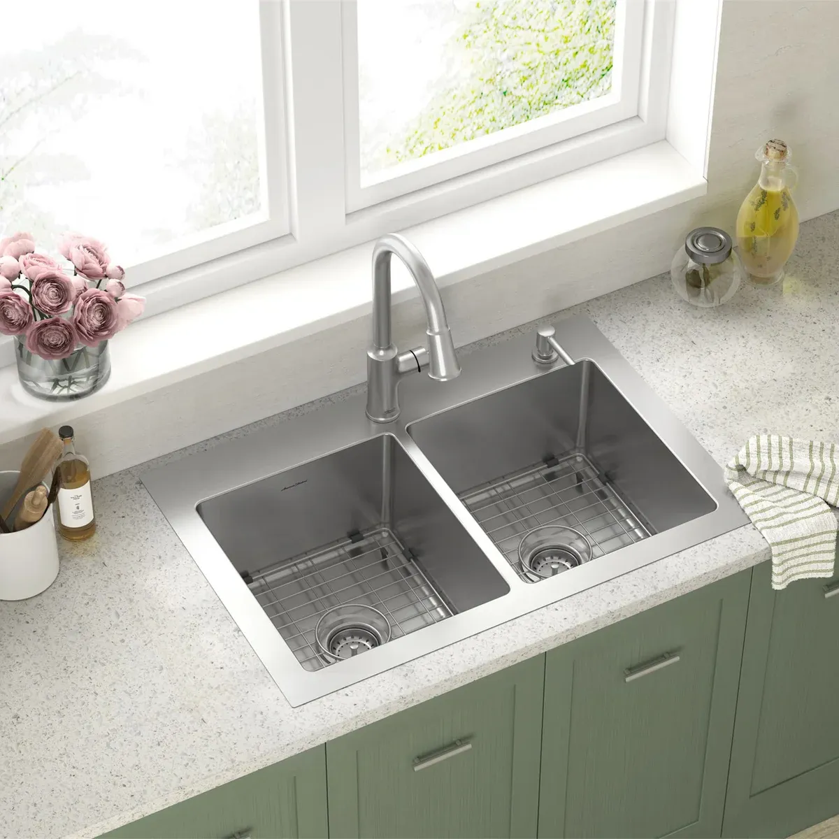 American Standard Raviv 32-Inch Stainless Steel Kitchen Sink With Pull-Down Faucet Double Bowl