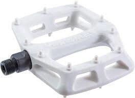 DMR V6 Pedals - Platform, Plastic, 9/16", White