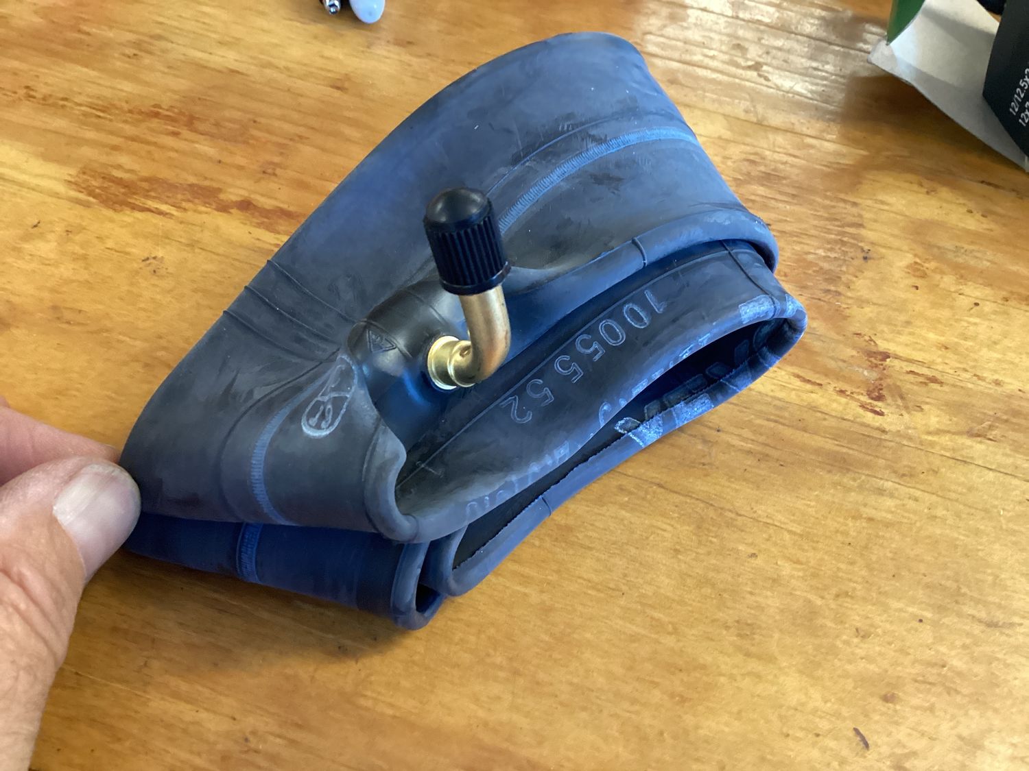 12.5”x2.5”/3.0” Tube, angled valve