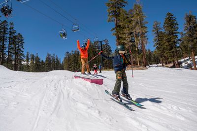 Jr. / Youth Skis