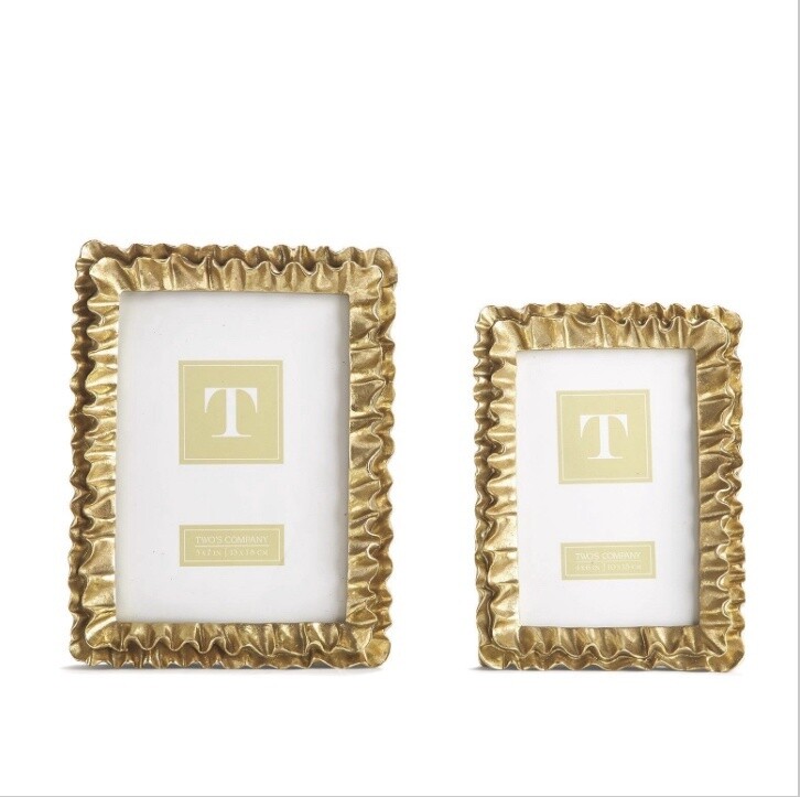 GOLD RUFFLES 4x6 PHOTO FRAME