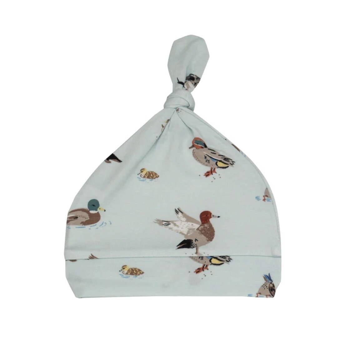 DUCKS KNOTTED HAT