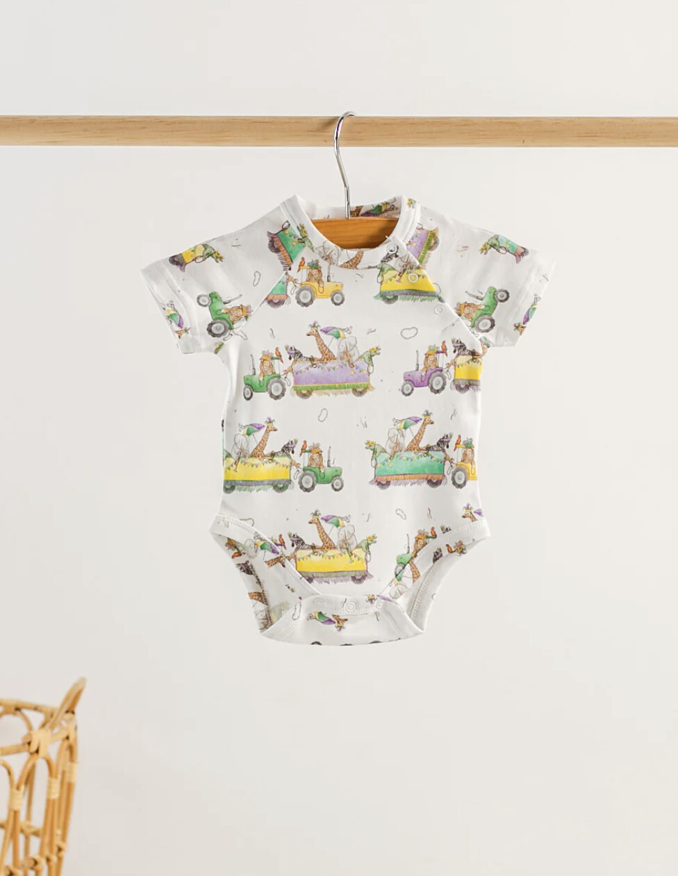 IT&#39;S A JUNGLE OUT THERE ORGANIC COTTON ONESIE