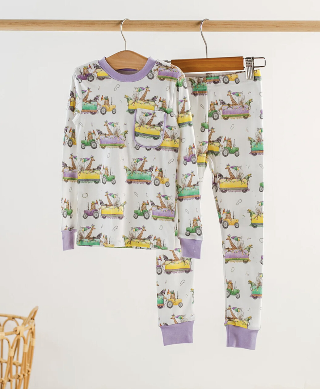 IT&#39;S A JUNGLE OUT THERE ORGANIC COTTON PAJAMA SET