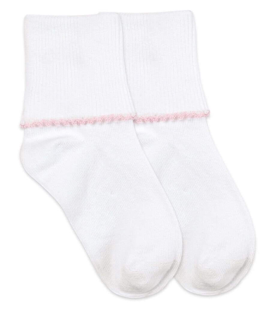 SMOOTH TOE TATTED EDGE TURN CUFF SOCKS