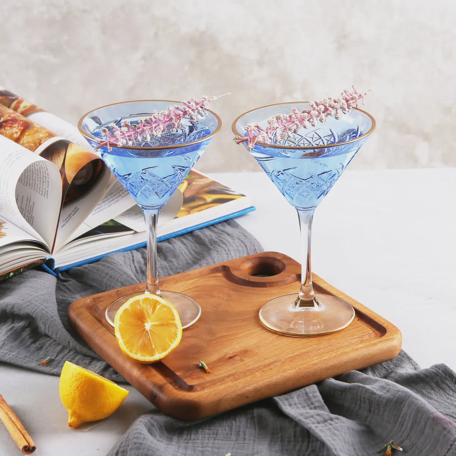 VINTAGE BLUE MARTINI GLASS