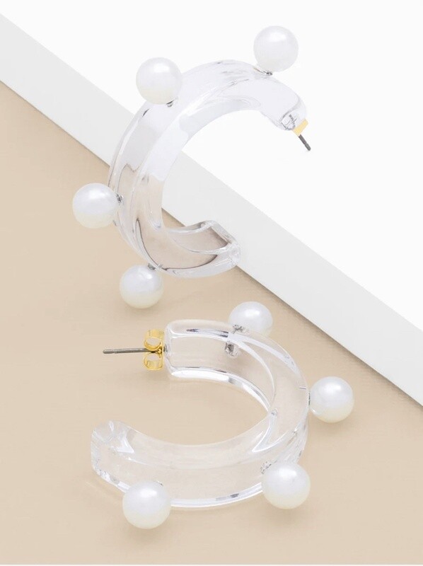 CLEAR LUCITE PEARL HOOP