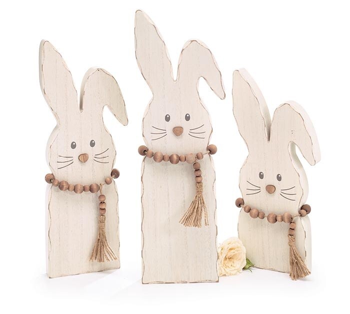 MEDIUM WOOD BUNNY SITTER