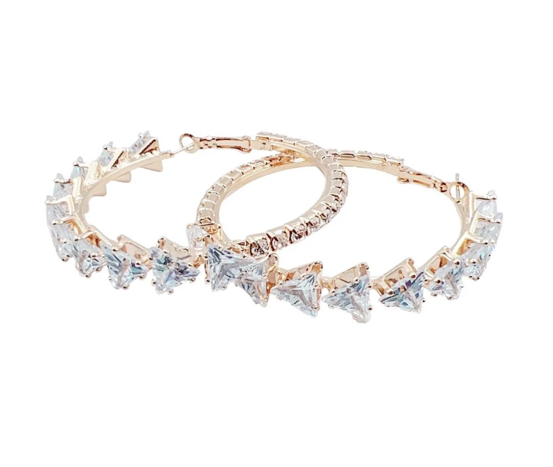 MICHELLE TRIANGLE GOLD HOOP EARRING