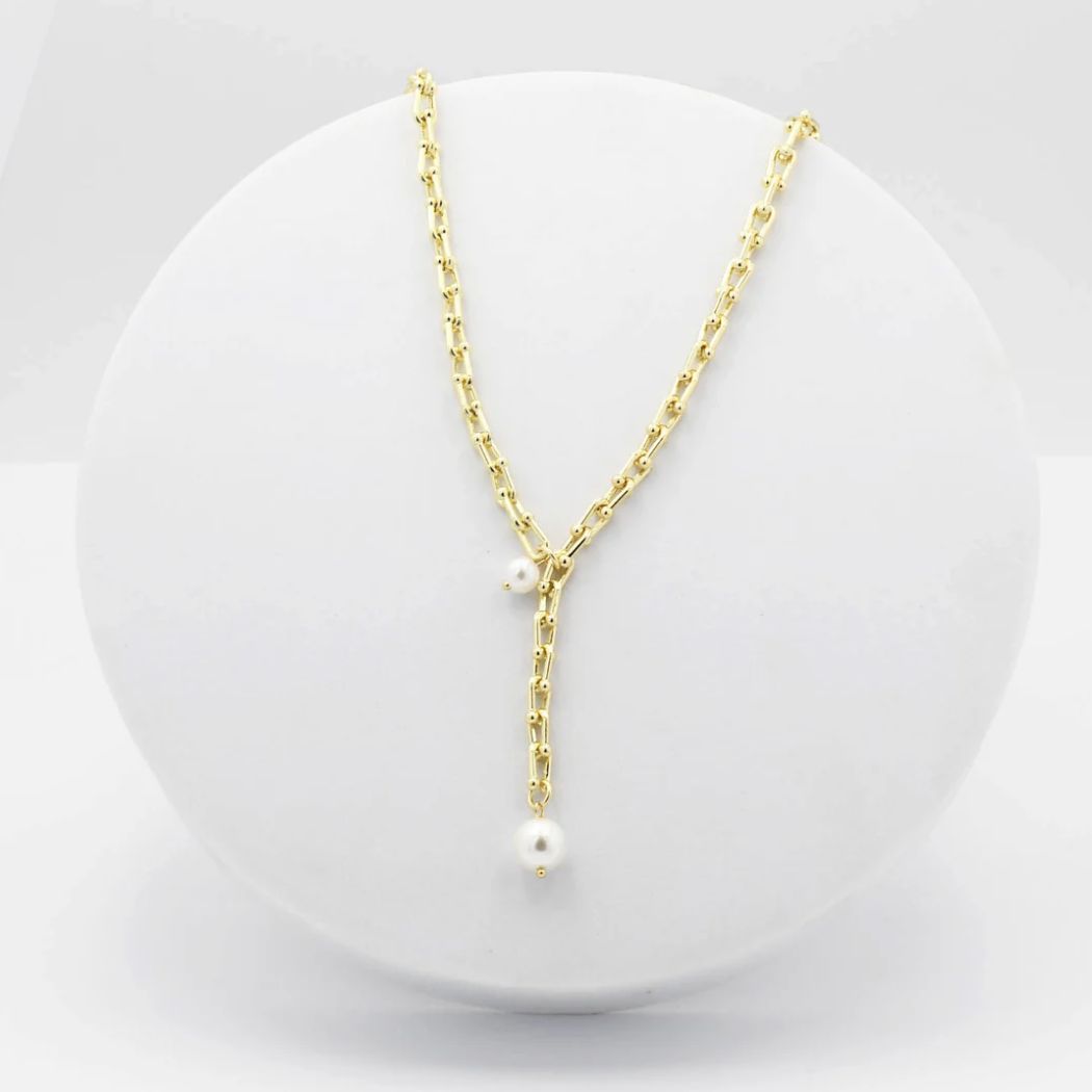 DANGLE PEARL NECKLACE