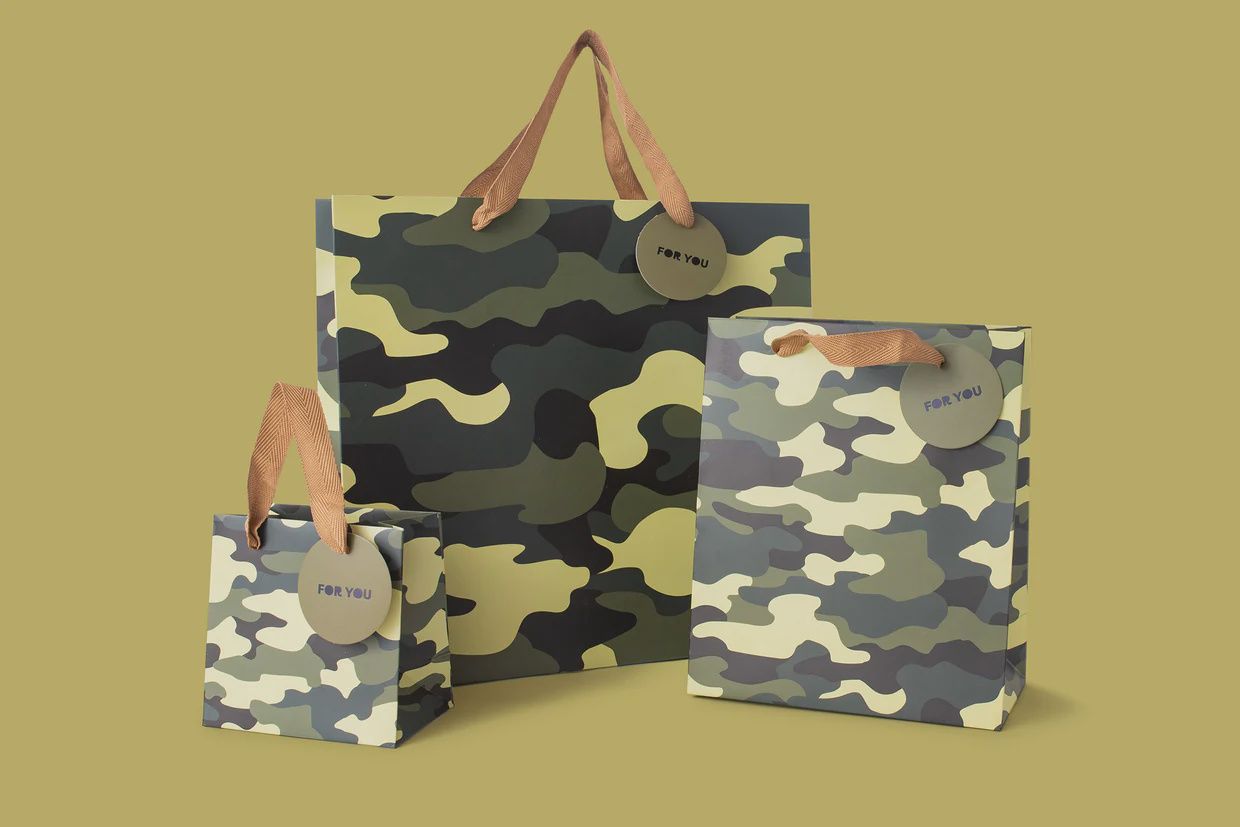 CAMO GIFT BAG- LARGE