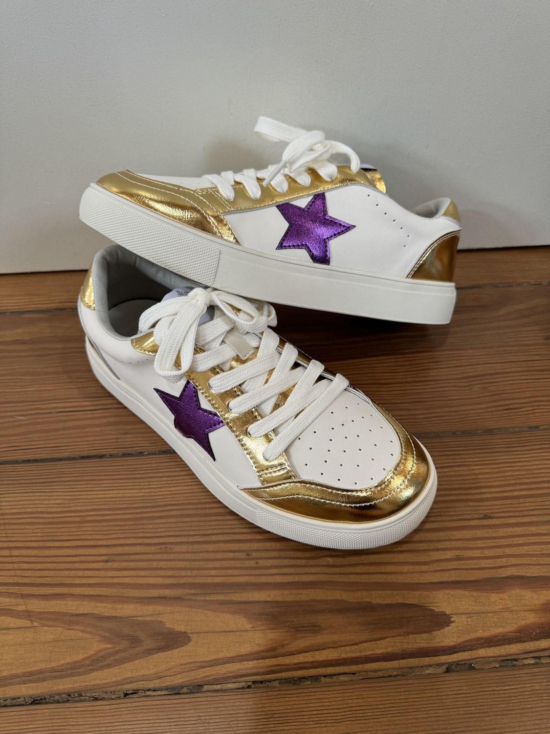 PURPLE &amp; GOLD STAR SNEAKERS