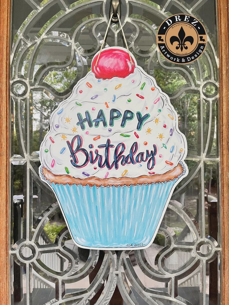 CUPCAKES DOOR HANGER