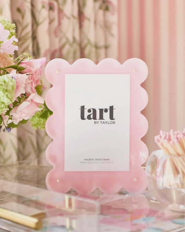 LIGHT PINK ACRYLIC PICTURE FRAME