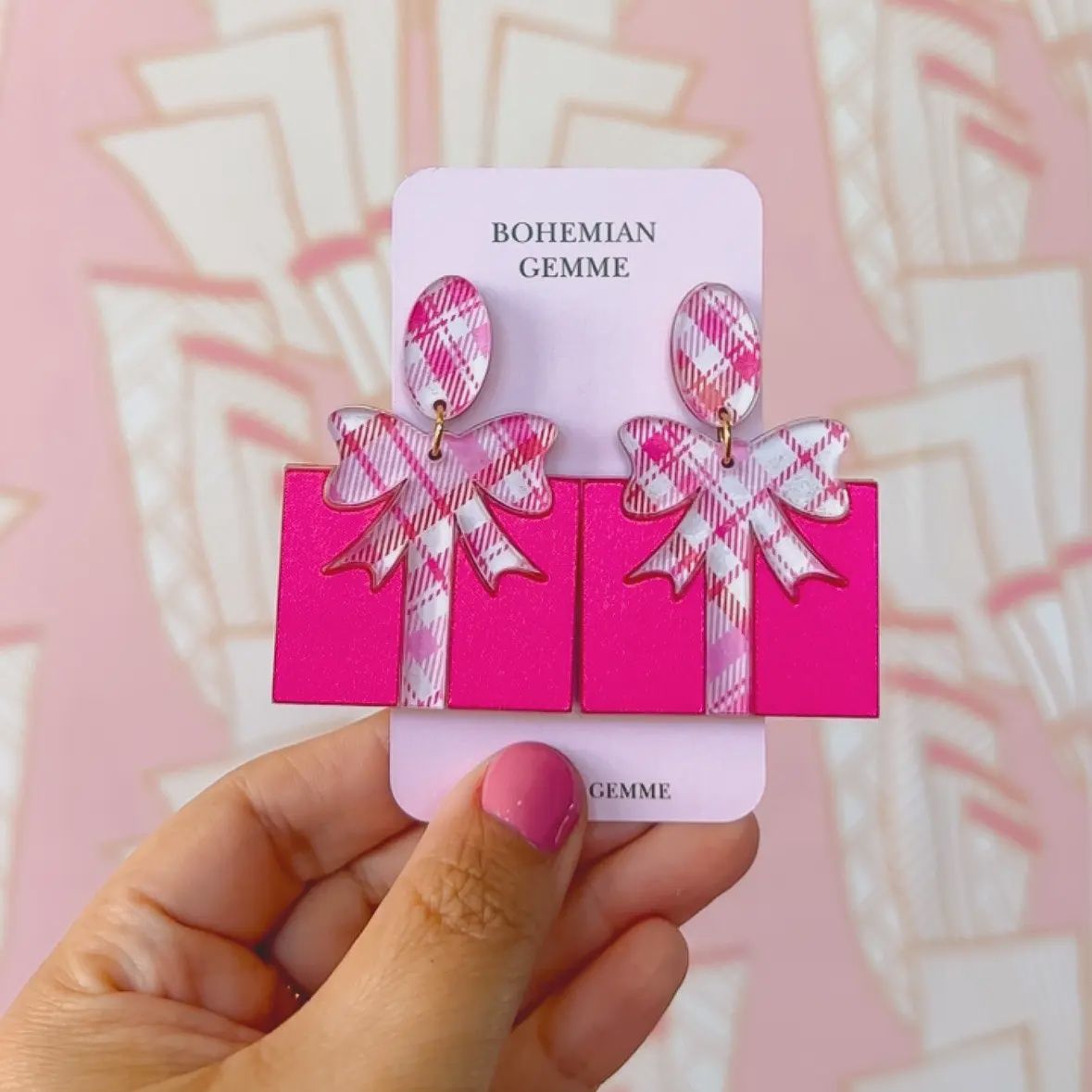 PINK PRESENT EARRINGS