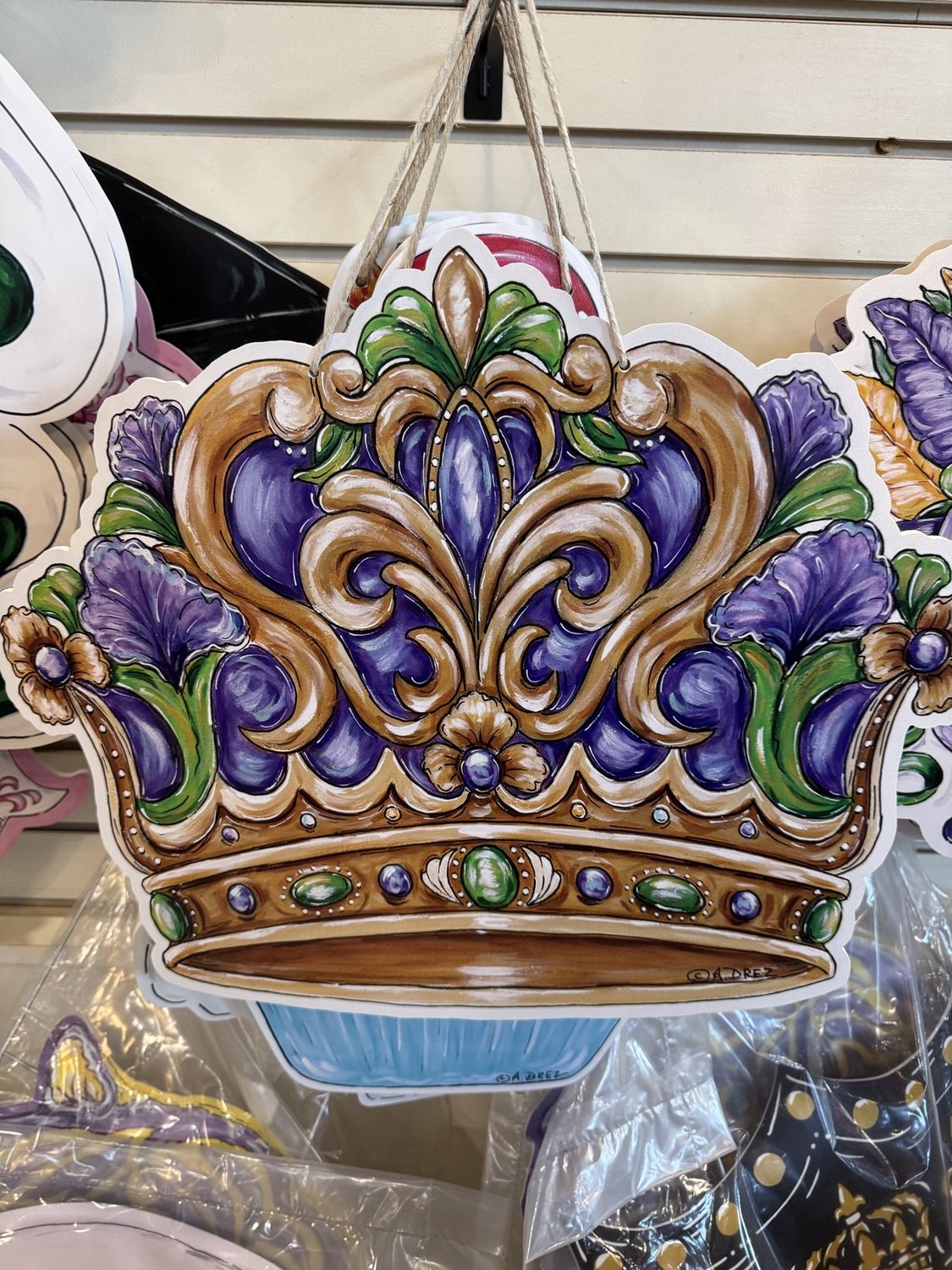 QUEEN CROWN DOOR HANGER