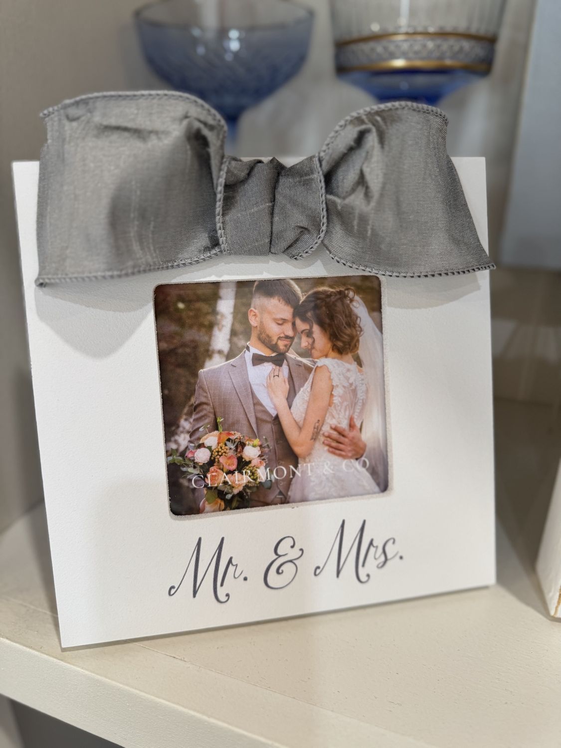 MR AND MRS PHOTO FRAME