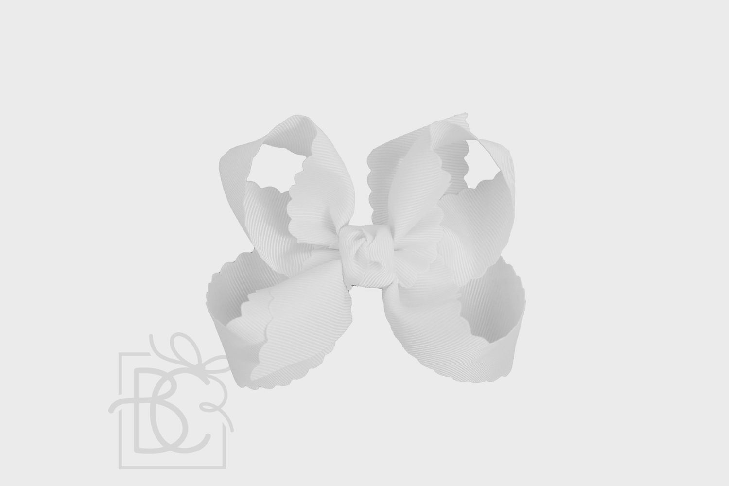 WHITE SCALLOPED EDGE BOW- 4.5&quot;