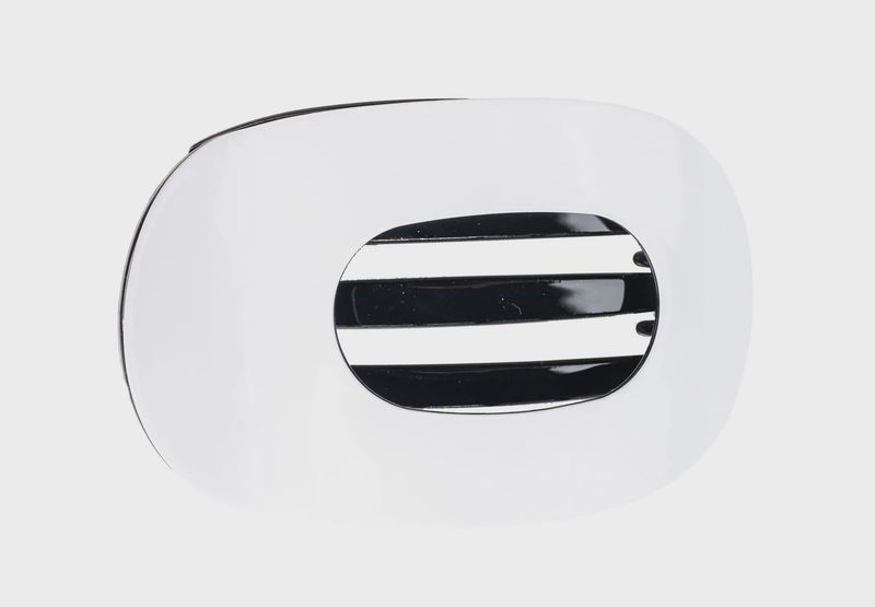 WHITE COLOR BLOCK BANANA CLIP1