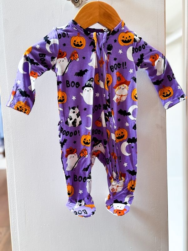 COSTUMED GHOSTS GLOW IN THE DARK PURPLE 2-WAY ZIPPER RUFFLE BACK FOOTIE