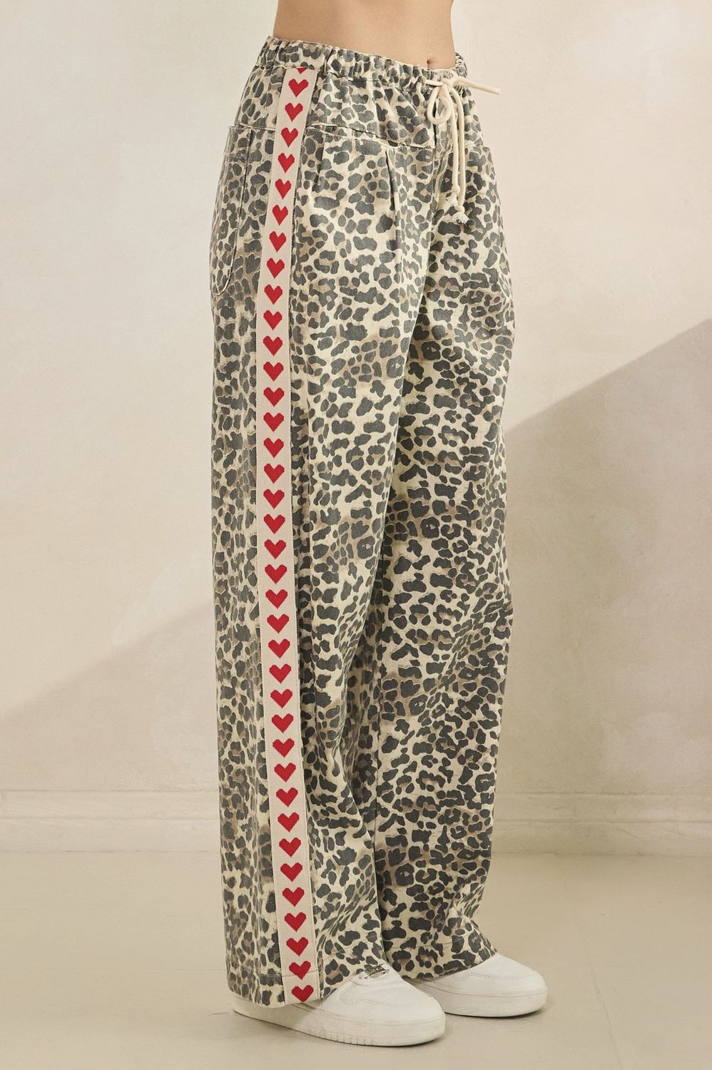 LEOPARD WIDE LEG RED HEART PANTS