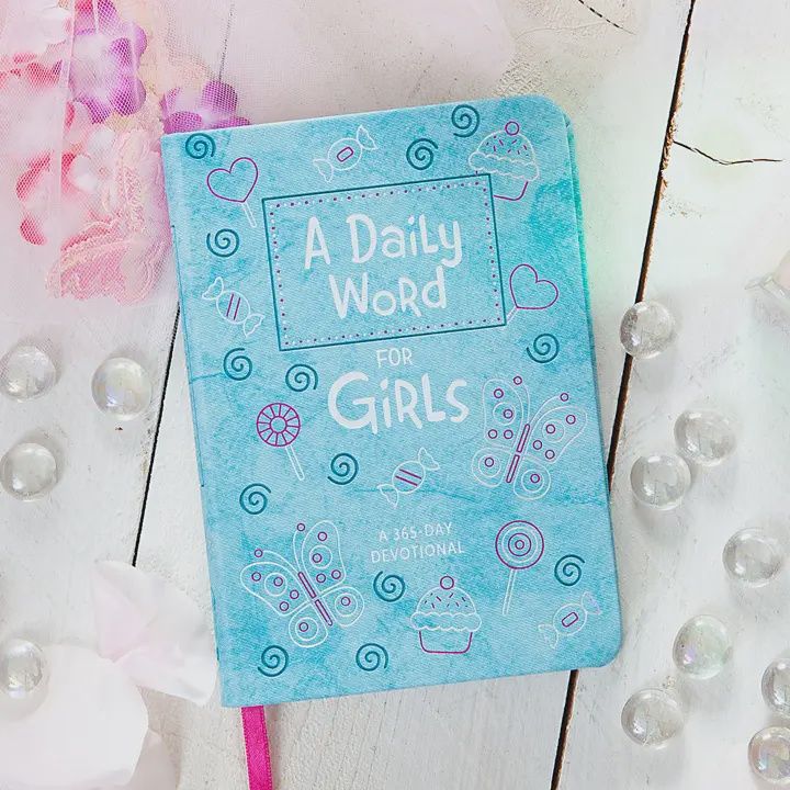 A DAILY WORD FOR GIRLS: DAILY DEVOTIONAL