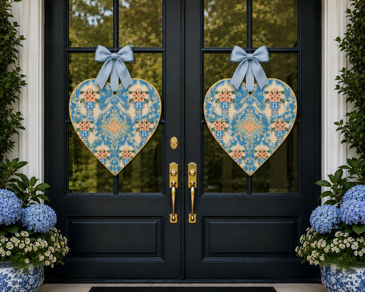 LARGE DESIGNER BLUE CHINOIS HEART DOOR HANGER