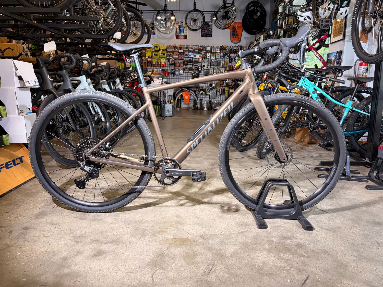 2026 Specialized Diverge E5 Sport Gold Metallic 56cm
