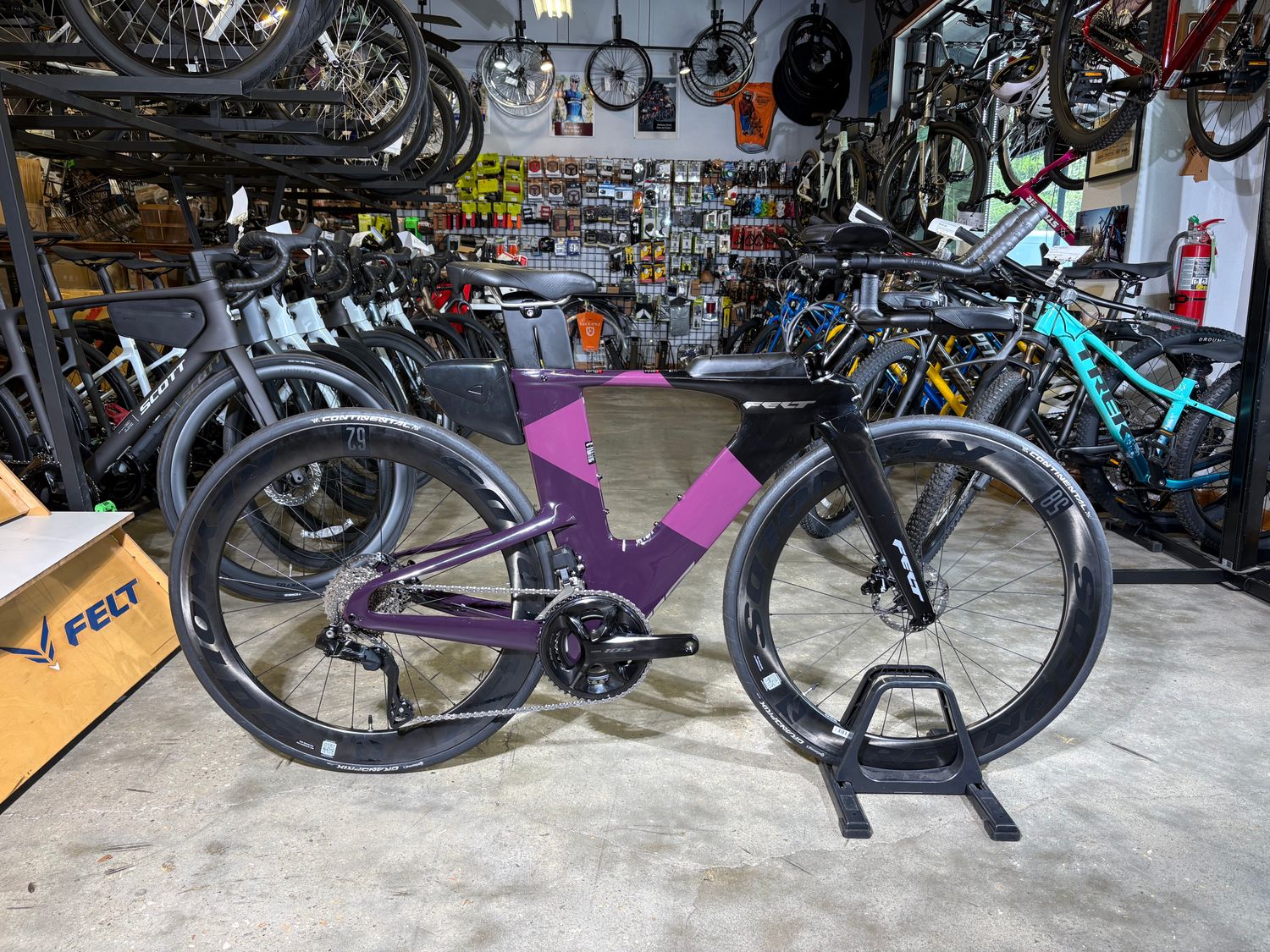 Felt IAX Advanced 105 Di2 48cm Astral