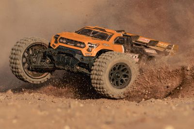 Corally Furago XD 4WD 2S Small Scale, RTR Monster Truck, Orange