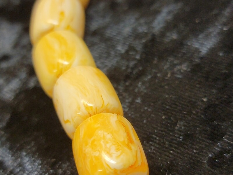 ​Yellow Resin Komboloi Prayer Beads
