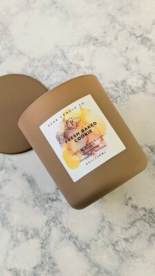 FRESH BAKED COOKIE  8OZ COCONUT WAX BLEND CANDLE