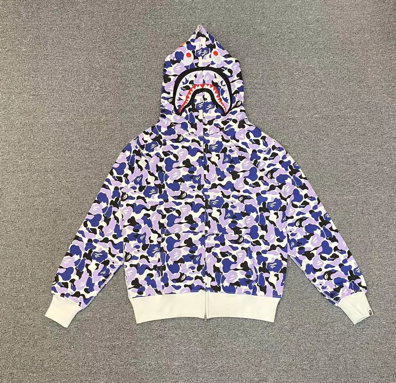 B*PE HOODIE