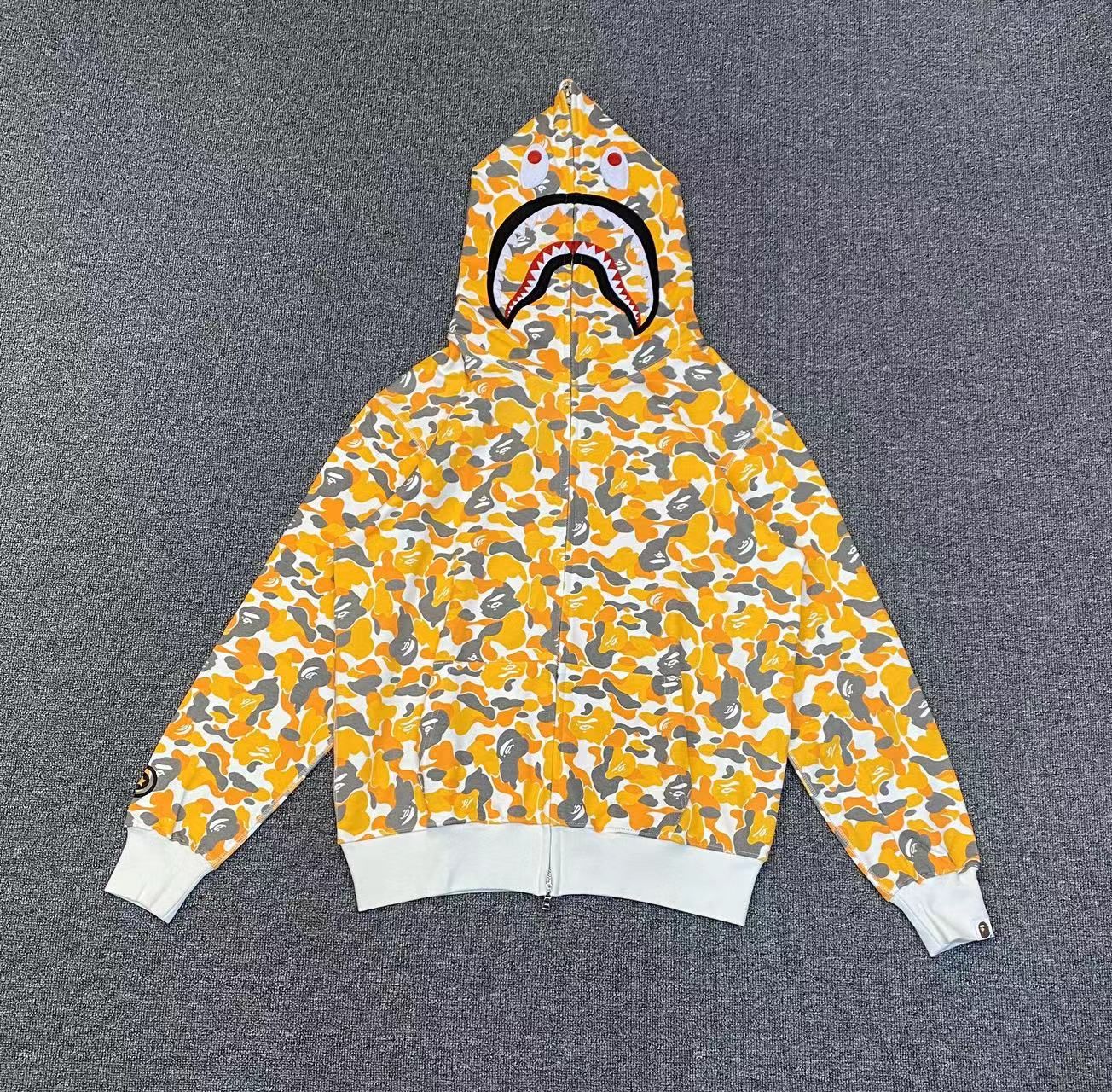 B*PE HOODIE
