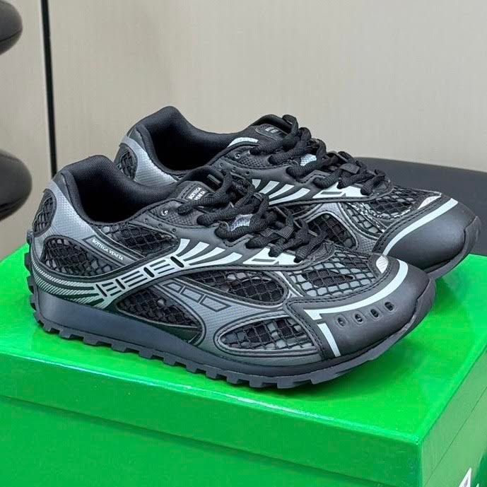BOTT*GA SNEAKERS - BLACK